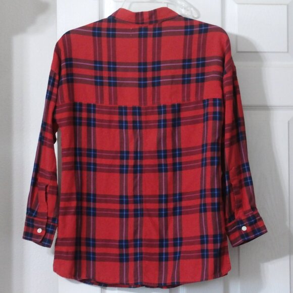 OLD NAVY BOYFRIEND Womens RED Medium Plaid Long Sleeve Button Down Flannel Shirt - Picture 3 of 5